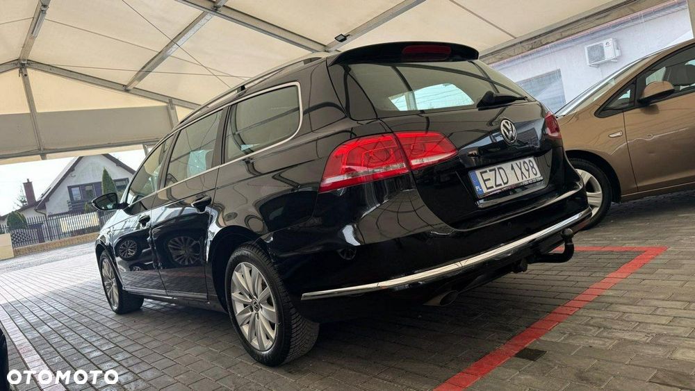 Volkswagen Passat - 24