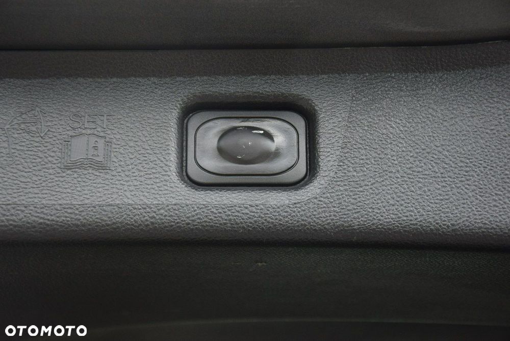 Ford S-Max - 25