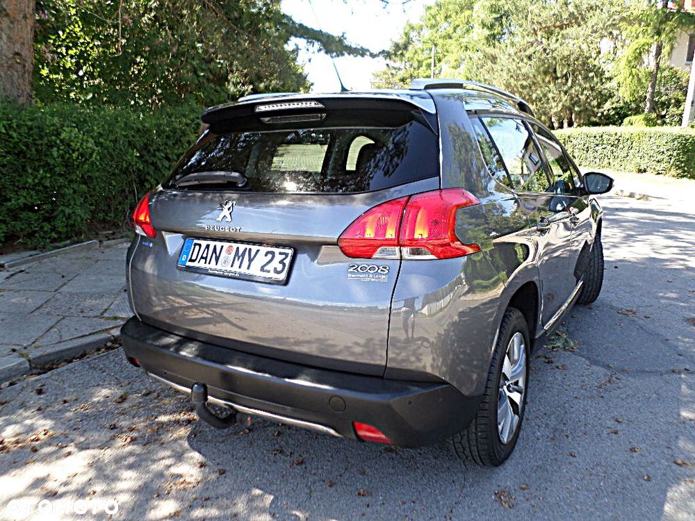Peugeot 2008 BlueHDi 100 STOP & START Style - 3