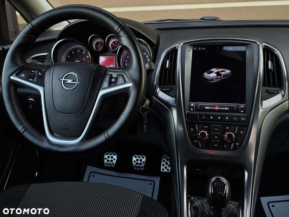 Opel Astra 1.4 T Cosmo - 5