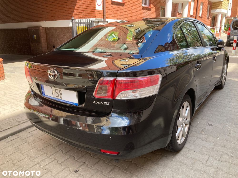 Toyota Avensis 2.0 Sol plus - 3
