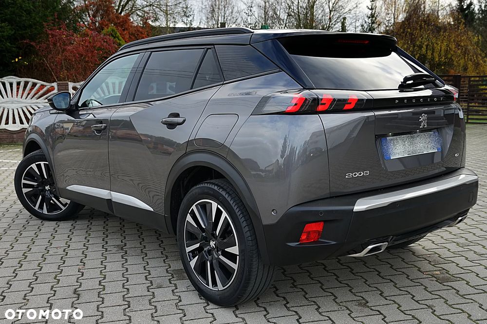 Peugeot 2008 PureTech 130 EAT8 GT - 19