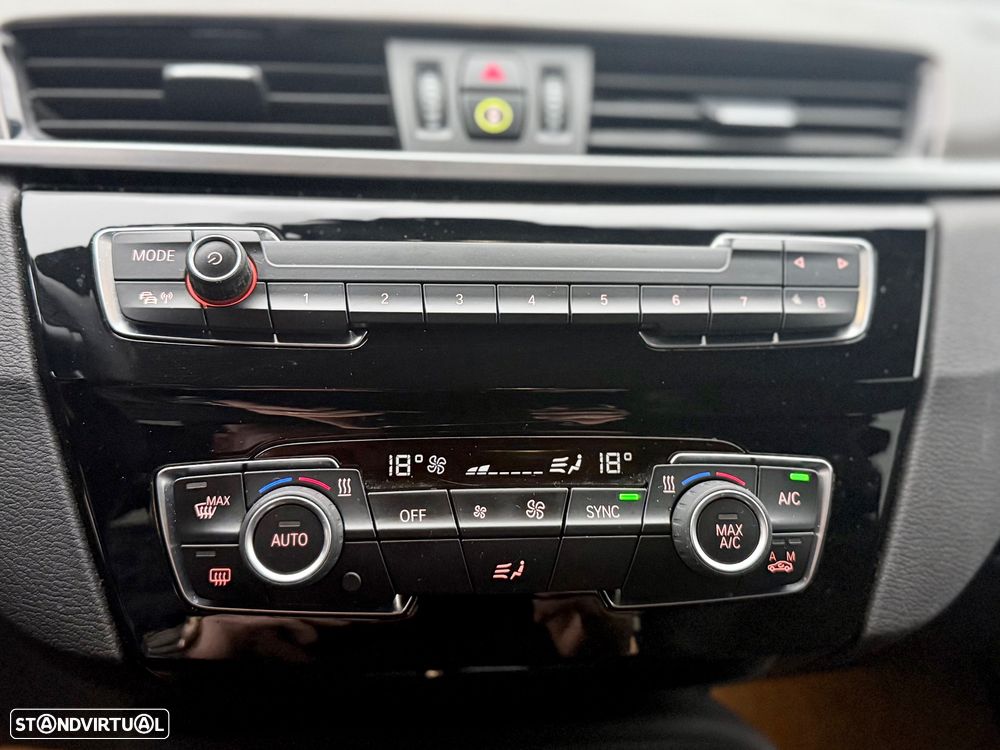 BMW X1 16 d sDrive Auto Line Sport - 20