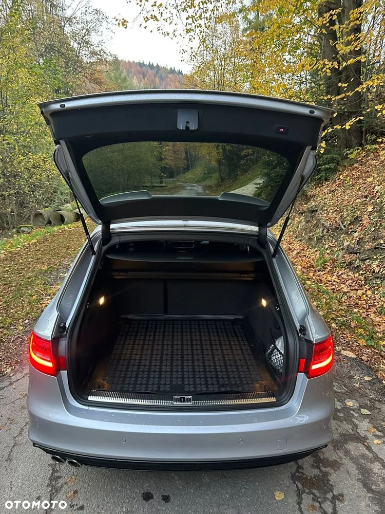Audi A4 Avant - 14
