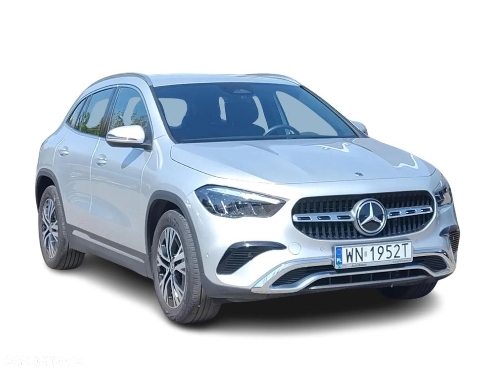 Mercedes-Benz GLA 200 Progressive - 8