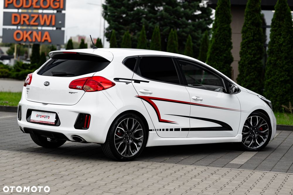 Kia Ceed 1.6 T-GDI GT L - 14