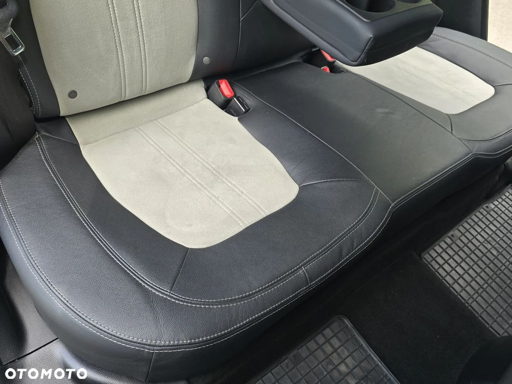 Kia Sportage 1.6 GDI Business Line 2WD - 33