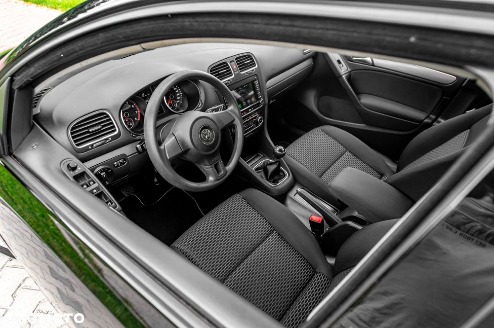 Volkswagen Golf 1.6 Edition - 21