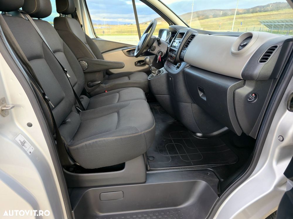 Renault Trafic 2.0 Blue dCi 120 Combi L1H1 8+1 locuri Authentique - 10