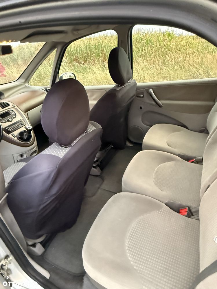 Citroën Xsara Picasso - 7
