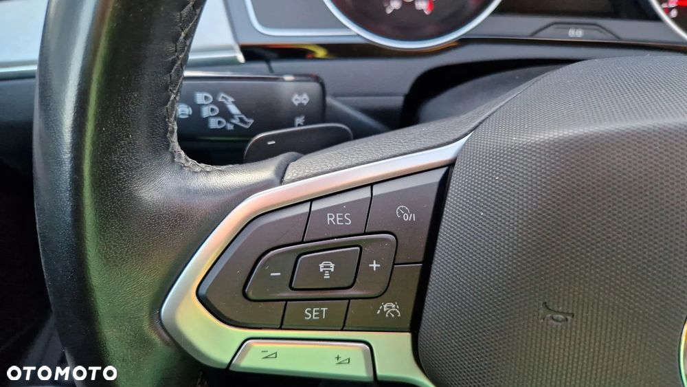 Volkswagen Passat 2.0 TDI SCR Highline DSG - 18