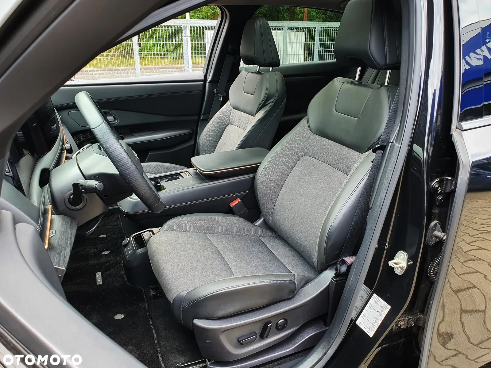 Nissan Ariya 63kWh Advance - 14