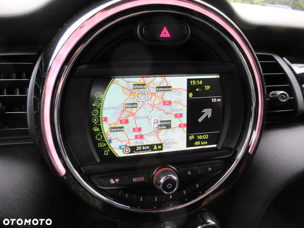 MINI Cooper Standard - 11
