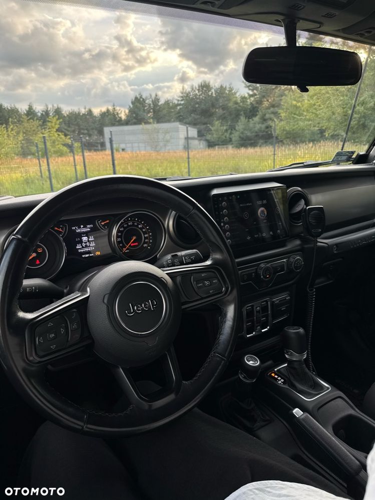 Jeep Wrangler Unlimited GME 2.0 Turbo Sport - 6