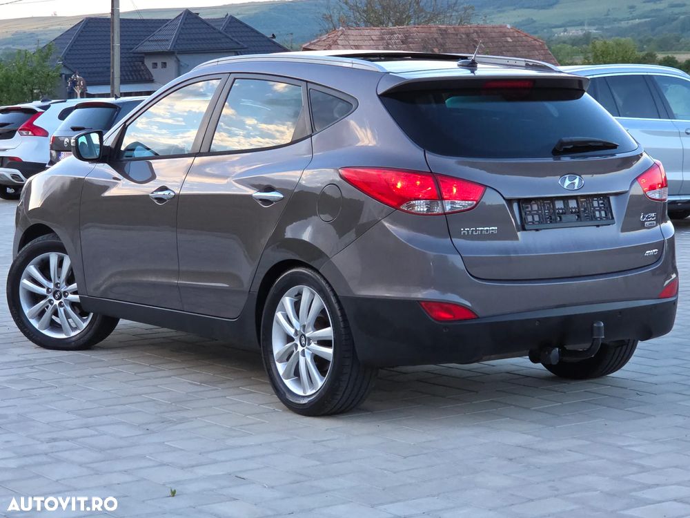 Hyundai ix35 2.0 CRDI 4WD Premium - 4