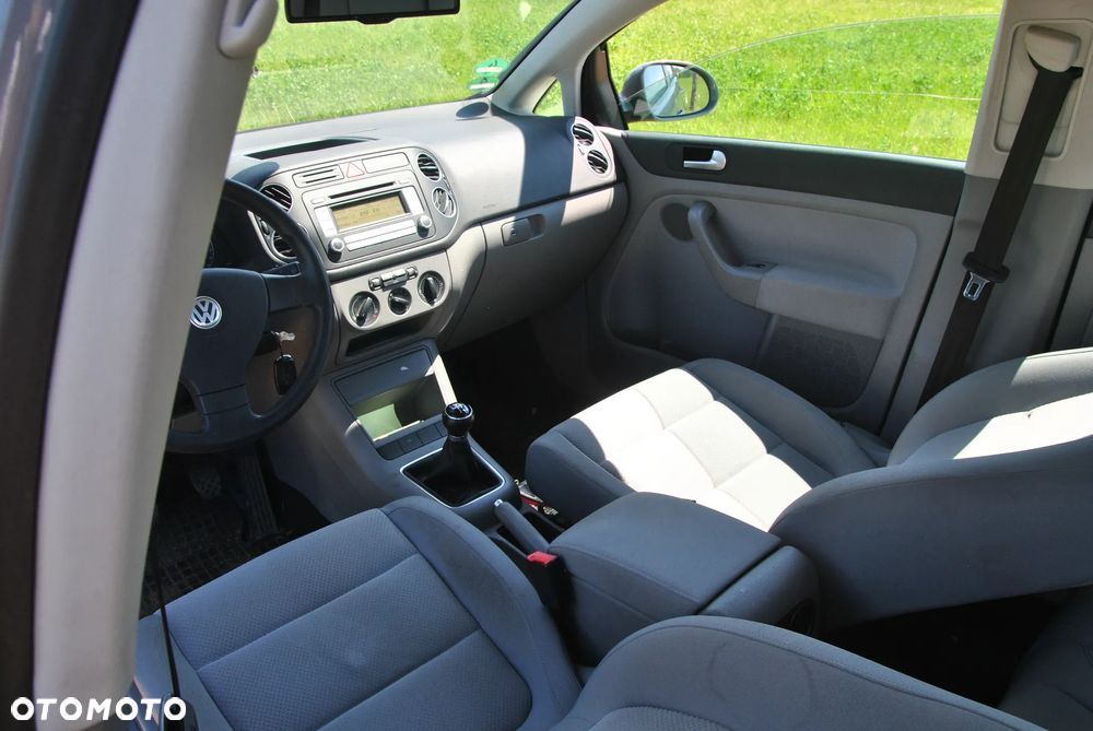 Volkswagen Golf Plus 1.6 FSI Comfortline - 35