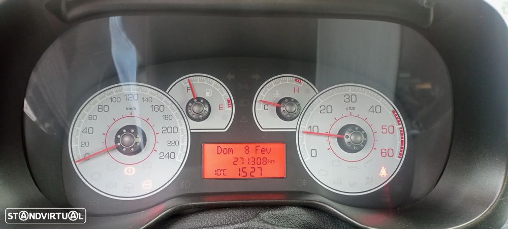 Fiat Grande Punto 1.3 M-Jet Sport - 2