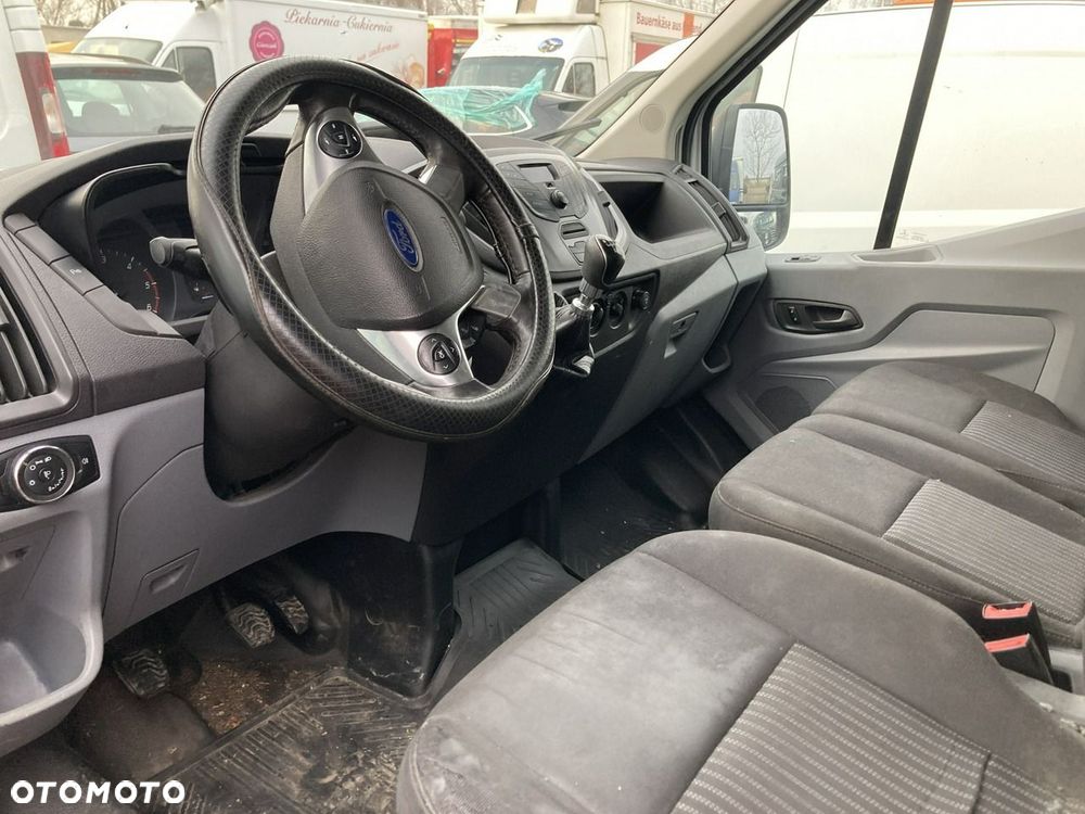 Ford Transit - 14