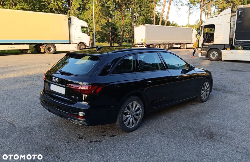 Audi A4 Avant 35 TDI mHEV S Line S tronic - 5