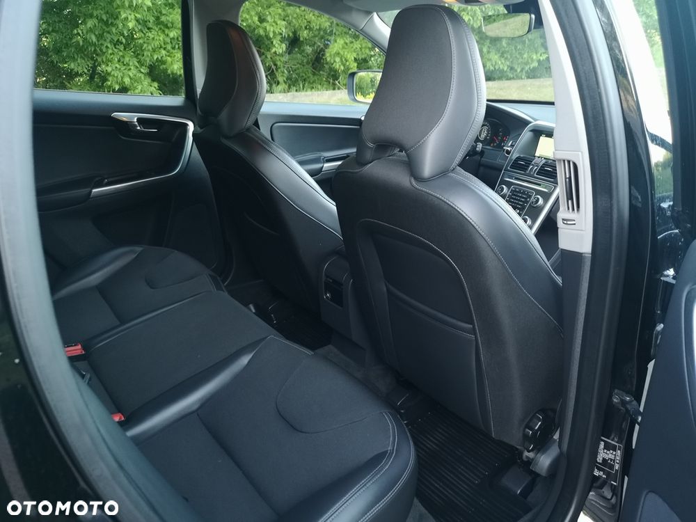 Volvo XC 60 - 18