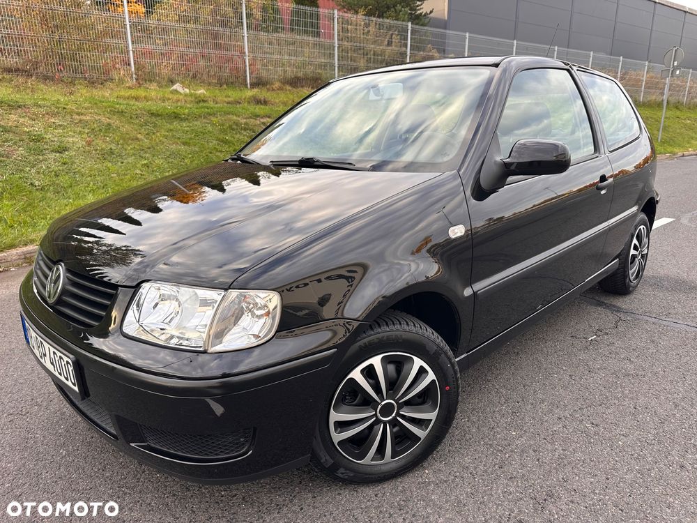 Volkswagen Polo - 2