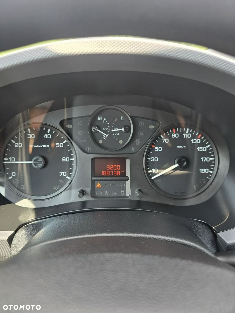 Peugeot Partner - 24
