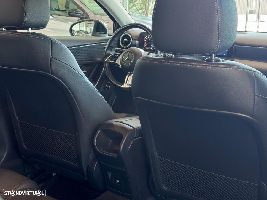 Mercedes-Benz A 250 e - 41
