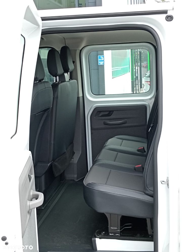 Volkswagen Transporter - 9