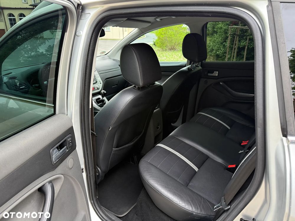 Ford Kuga 2.0 TDCi Titanium - 5