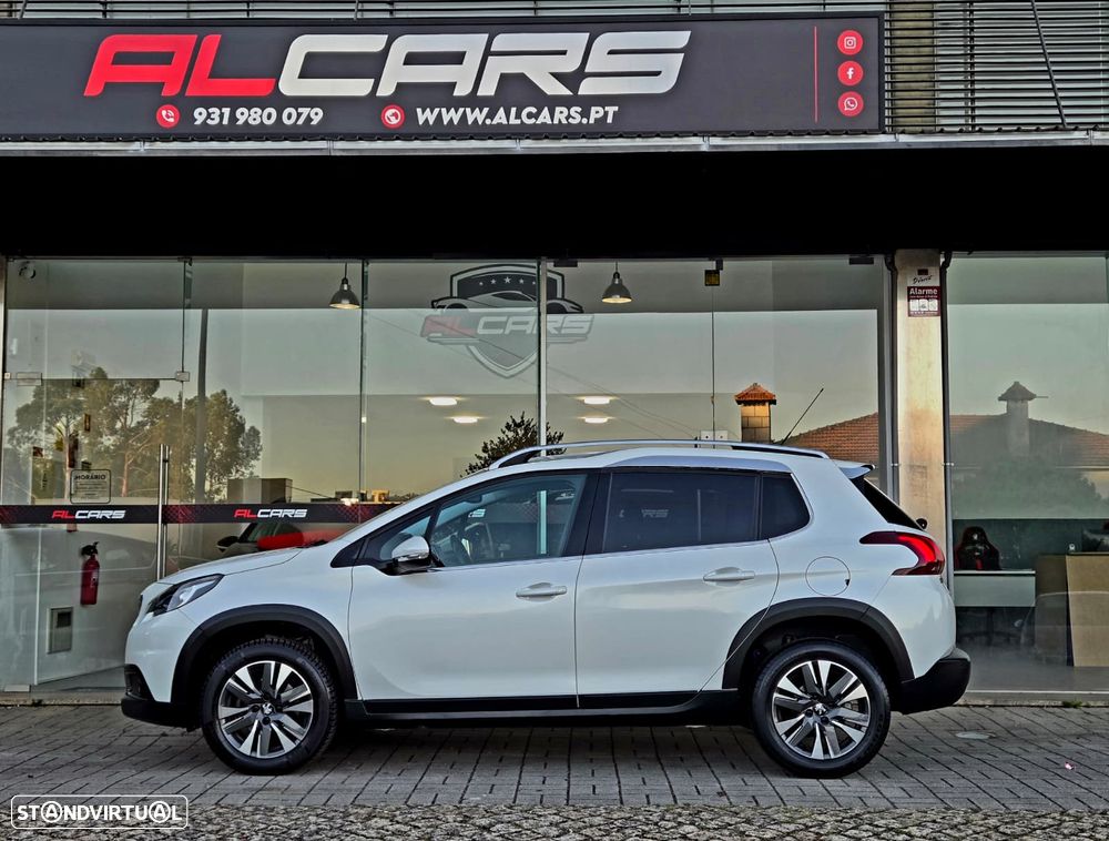 Peugeot 2008 1.2 PureTech Allure - 15