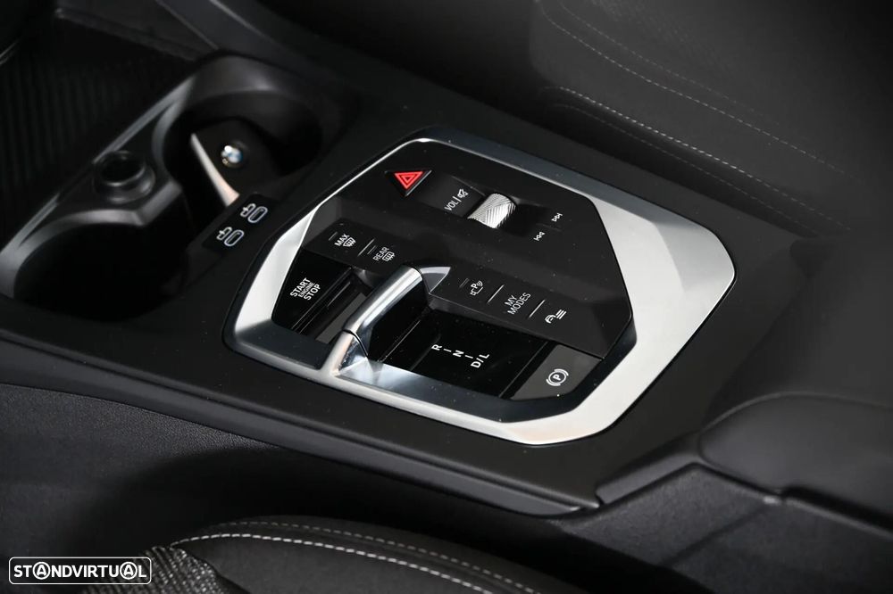 BMW 116 Standard - 22
