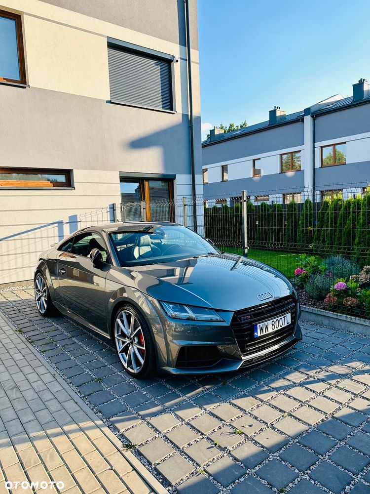 Audi TT S Coupé - 1