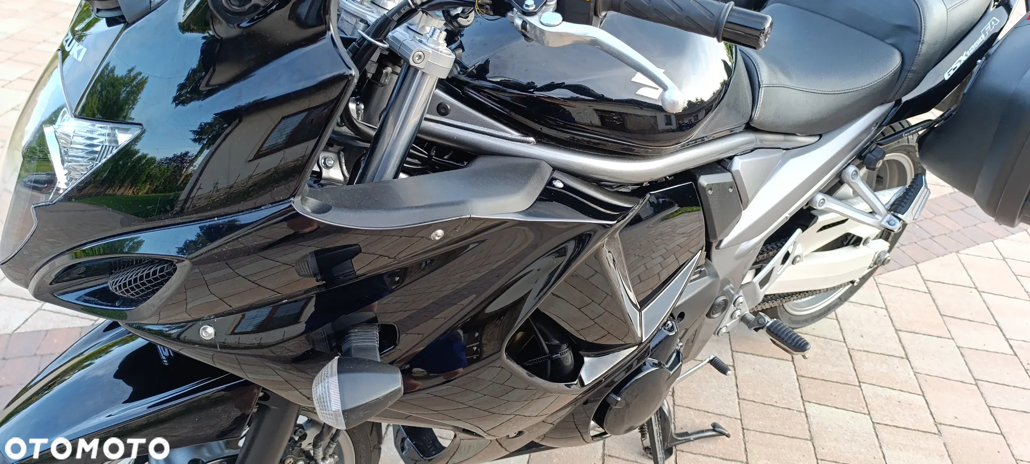 Suzuki GSX - 15