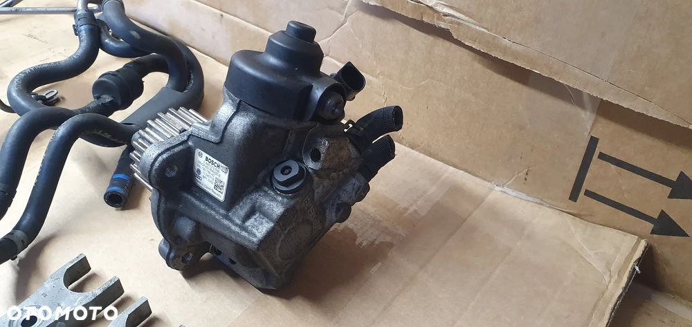 Wtryskiwacze układ wtryskowy pompa wtryski Audi A4 B8 Lift 2.0 TDI 03L130277J 03L130755AC 03L130089Q - 3