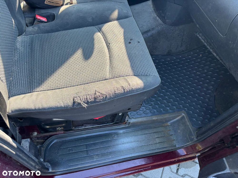 Mercedes-Benz Vito Crew 639.703 - 18