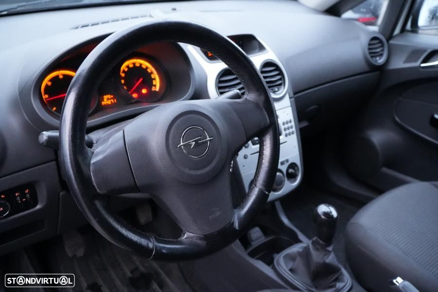 Opel Corsa 1.3 CDTi Enjoy EcoFLEX - 8