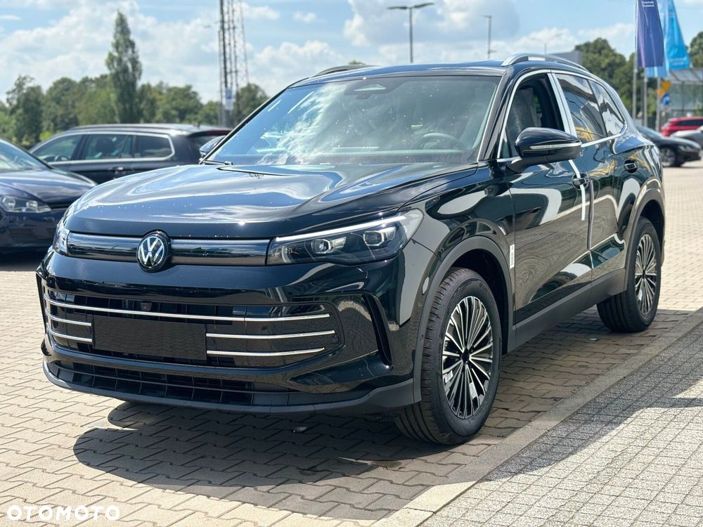 Volkswagen Tiguan - 3