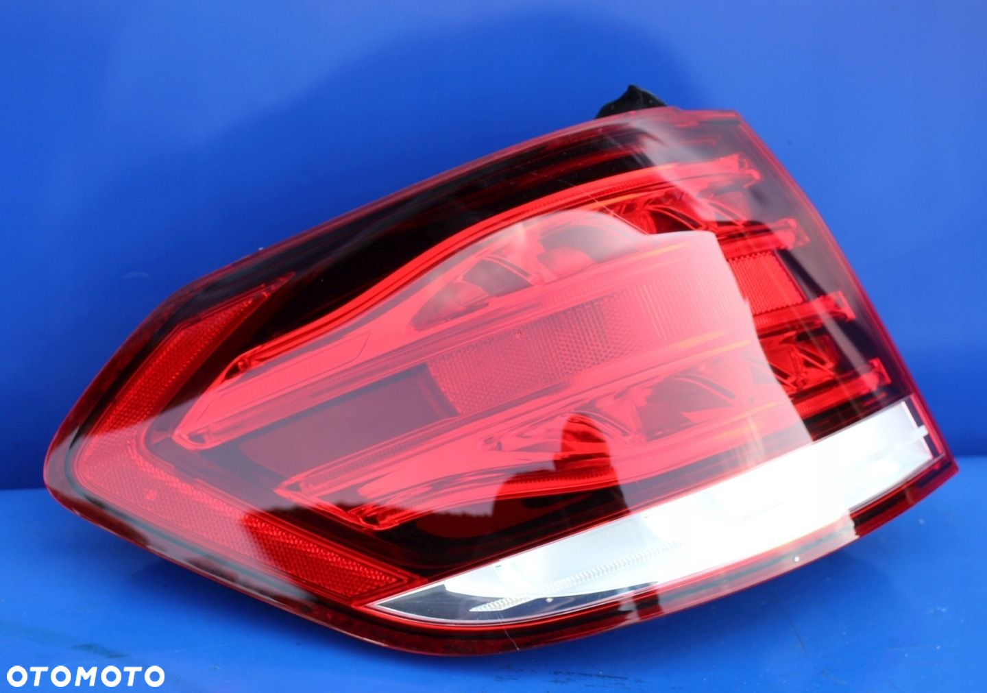 Lampa tylna tył lewy z błotnika OE Mercedes W212 Lift Kombi A2129061703 - 8