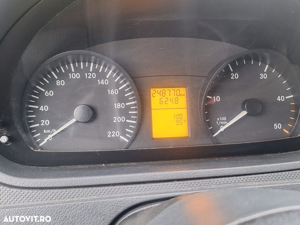 Mercedes-Benz Vito - 7