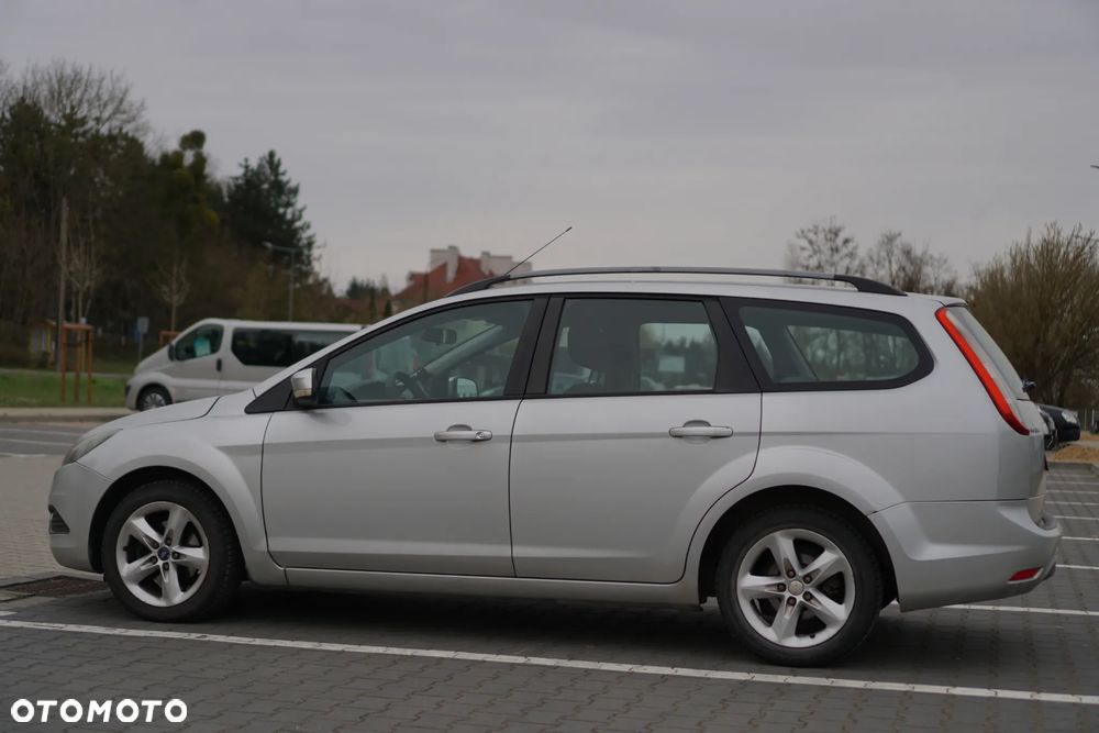 Ford Focus 1.6 TDCi DPF Ambiente - 5