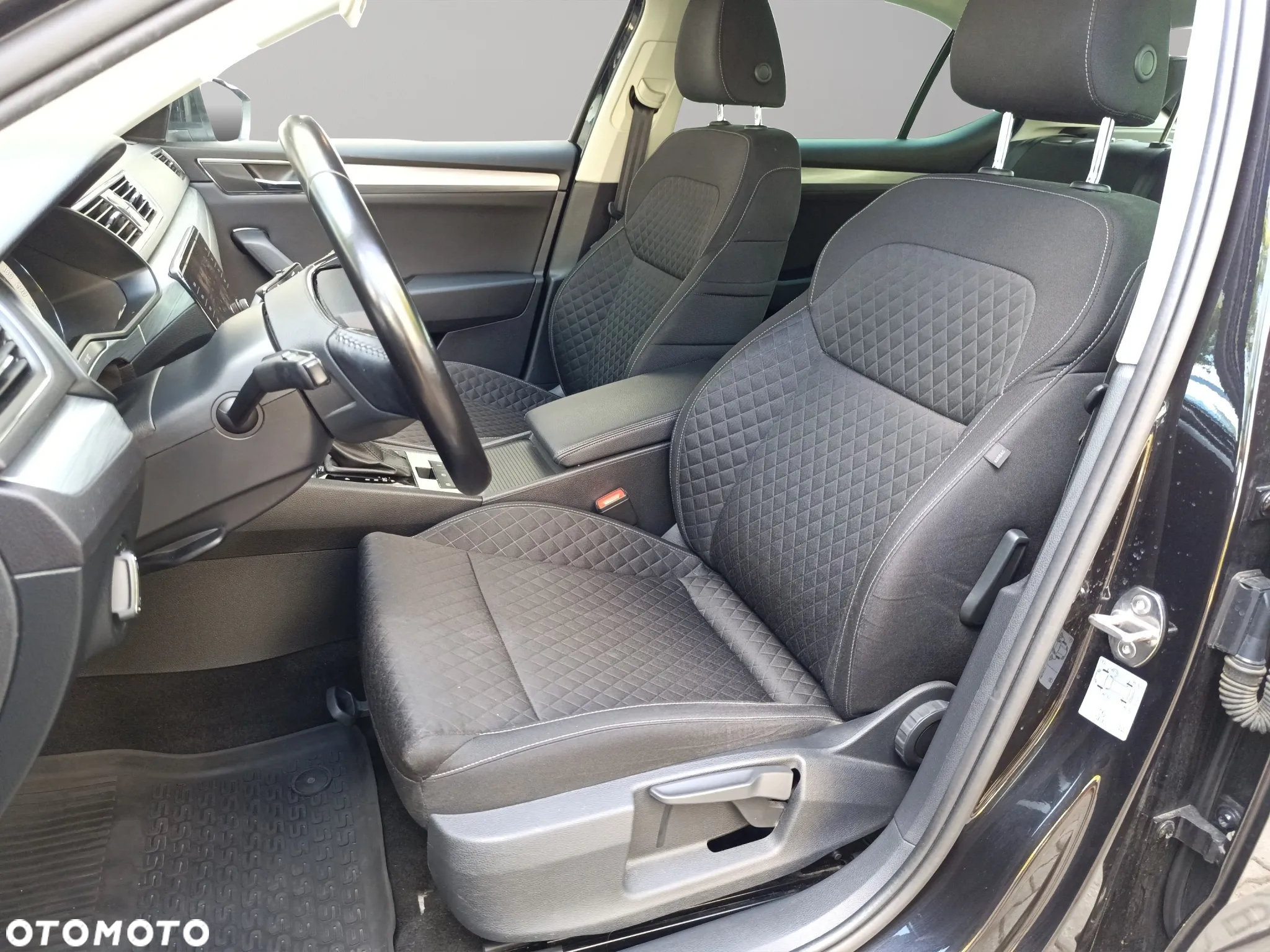 Skoda Superb 1.5 TSI Ambition DSG - 10