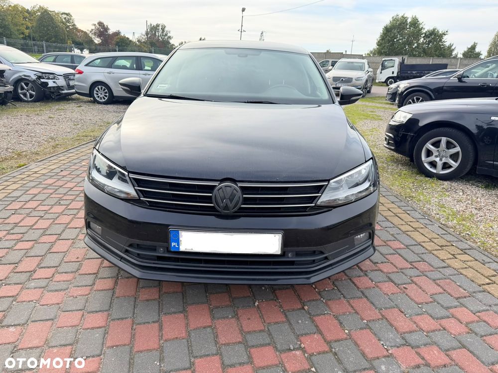 Volkswagen Jetta 2.0 TDI BlueMotion Technologie - 2