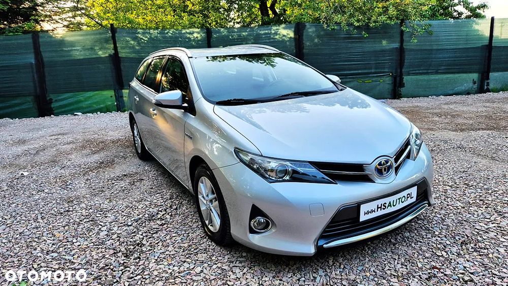 Toyota Auris 1.8 HSD Luna - 6