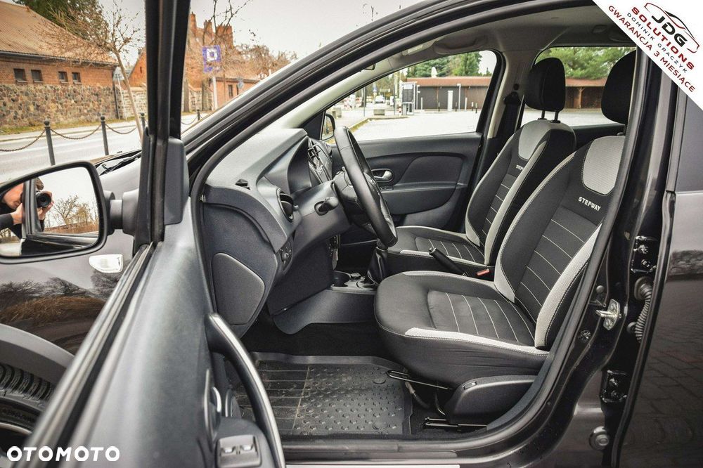 Dacia Logan TCe 90 (S&S) Stepway - 16