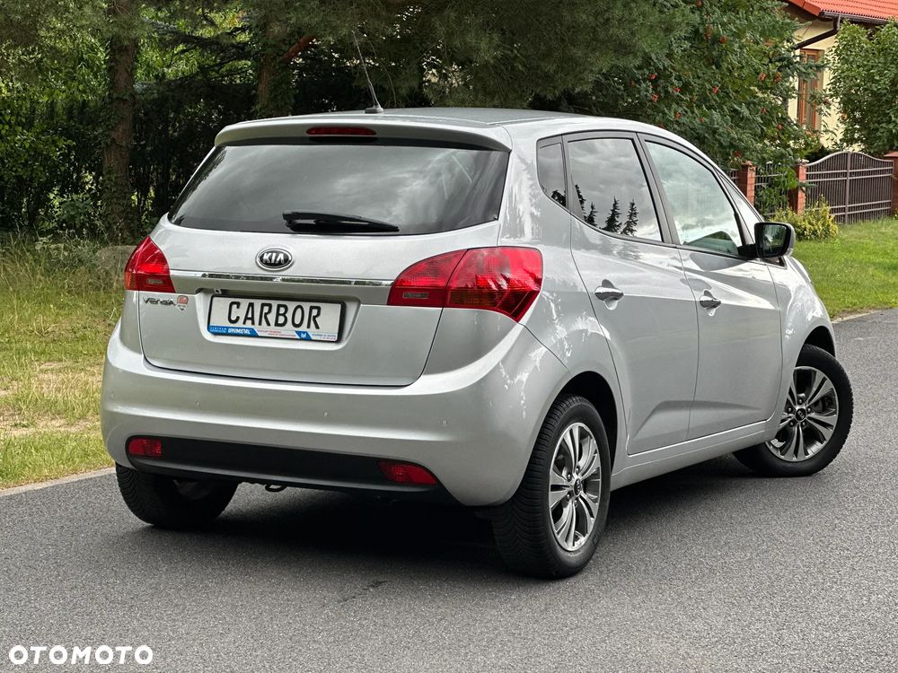 Kia Venga 1.6 CVVT Automatik Dream-Team Edition - 12