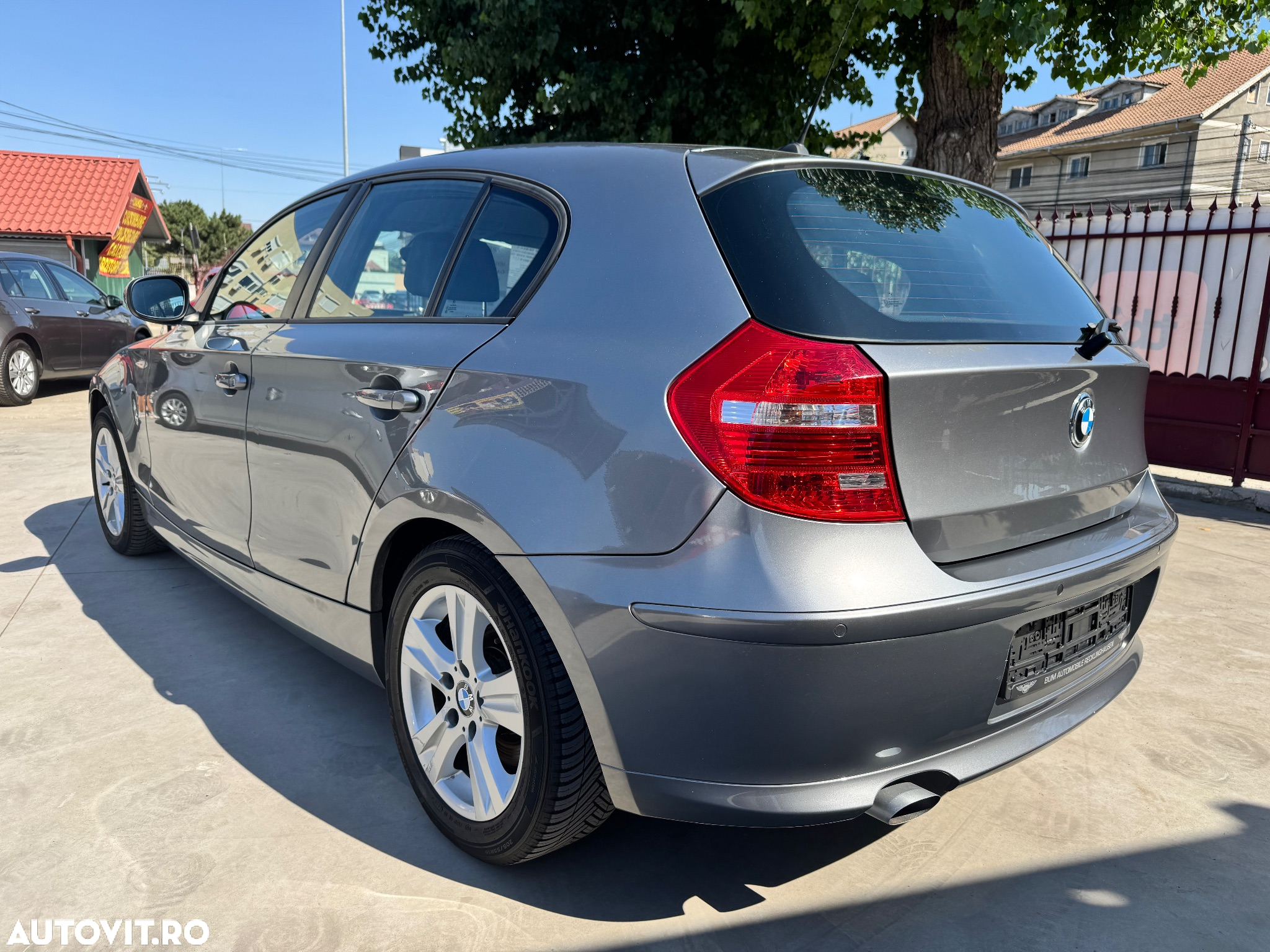 BMW Seria 1 118d DPF - 8