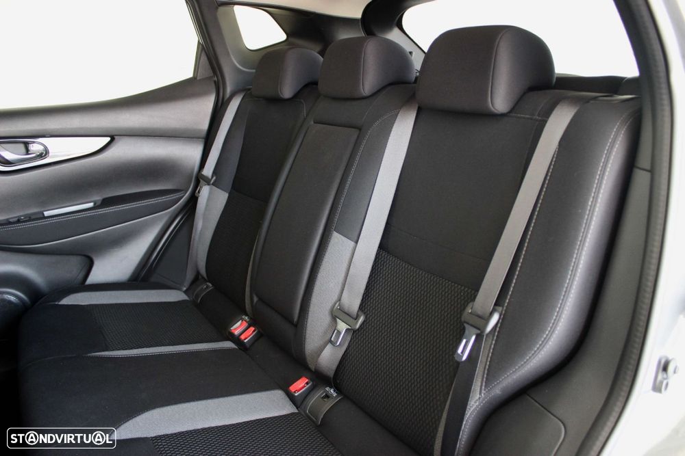 Nissan Qashqai 1.5 dCi Acenta - 16