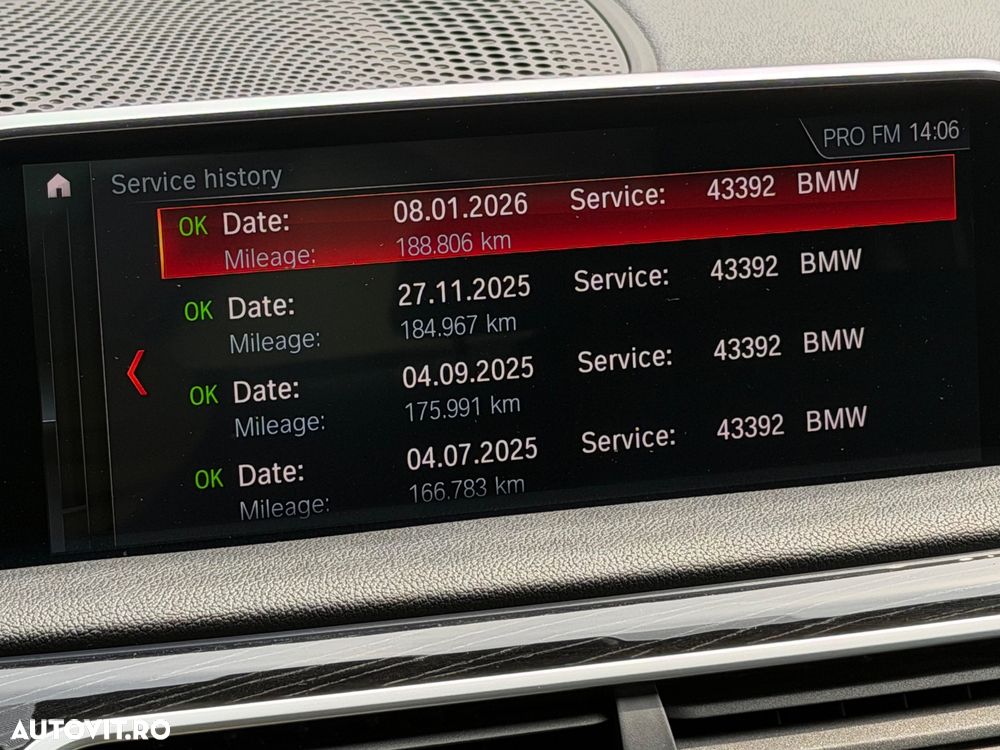 BMW Seria 7 740d xDrive - 38