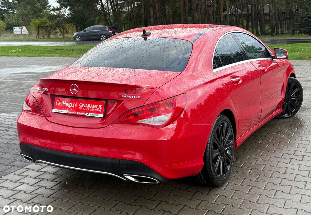 Mercedes-Benz CLA 250 4Matic 7G-DCT AMG Line - 25