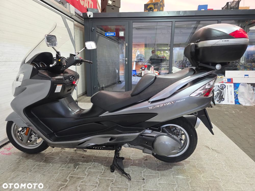 Suzuki Burgman - 20